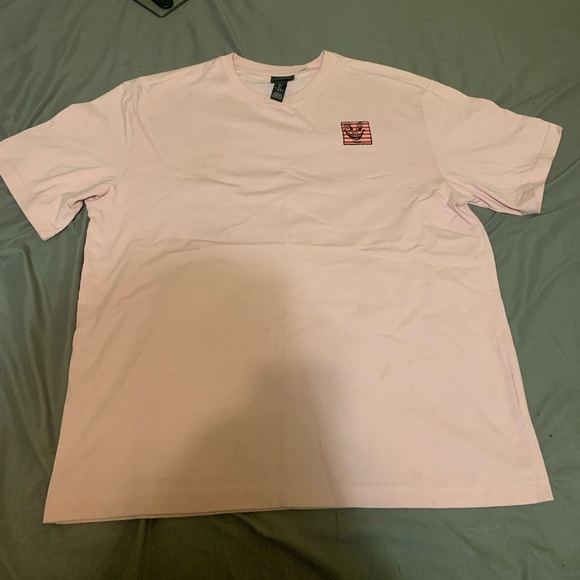 H&M Graphic Tee - Picture 1 of 3